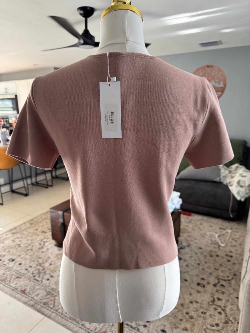 Cropped Short-Sleeve Button-Front Top in Dusty Rose - Picture 3 of 3